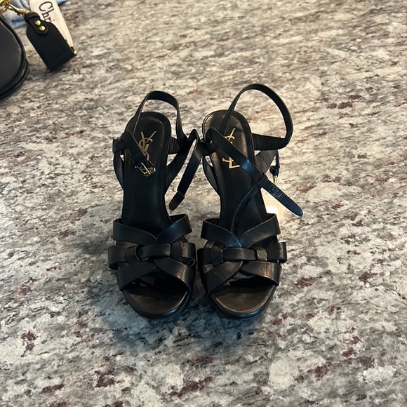 Saint Laurent, Tribute leather platform sandals - Picture 5 of 5
